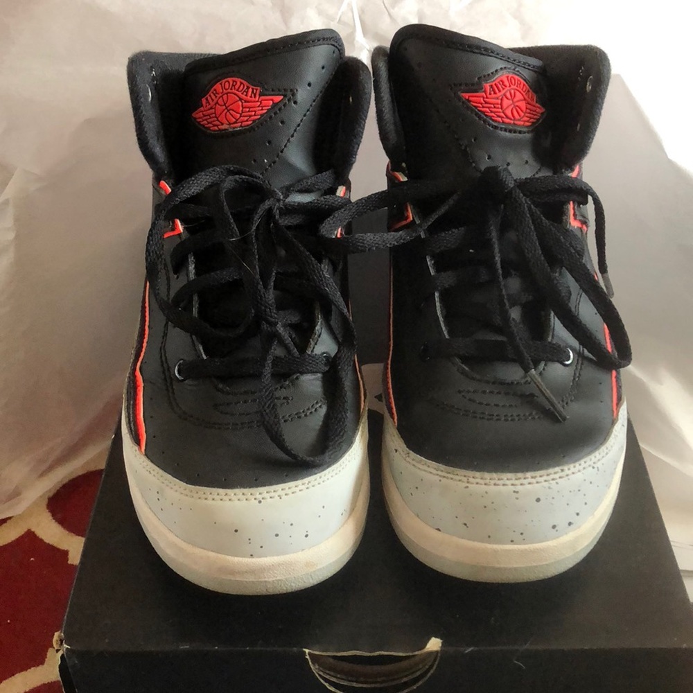 Nike Jordan 2 Retro BP Size 3Y